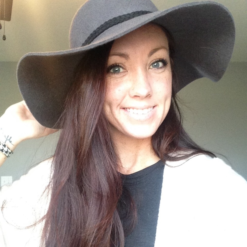 Meet your Posher, Nicole